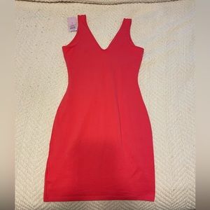 Dark pink, body con dress